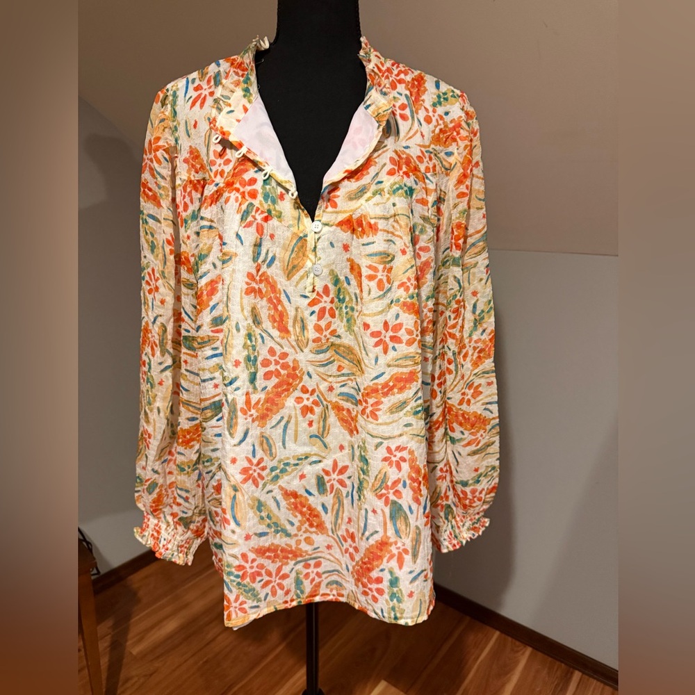 Fate Curve Plus Size Floral Flowy Blouse